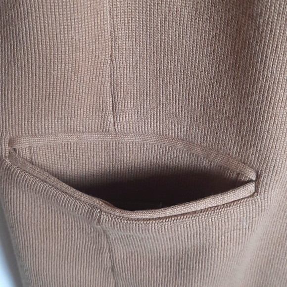 Lauren Ralph Lauren Knitted Blazer in color Tan, XS - Picture 10 of 16